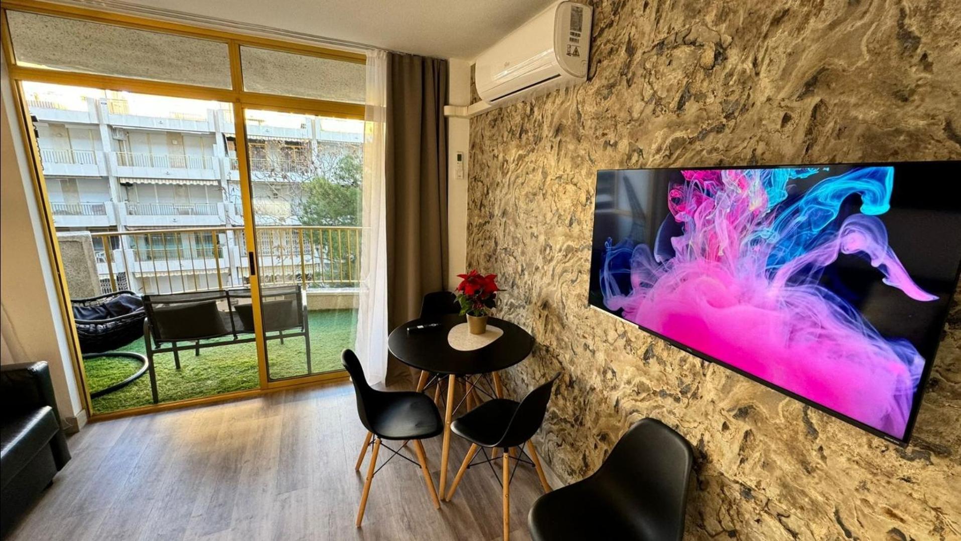 A Estrenar Preciosos Apartamentos Aparthotel Inter2, New Apartments Ln Aparthotel 12 Months Open! Self Check In! Reserva Garaje! 萨洛 外观 照片