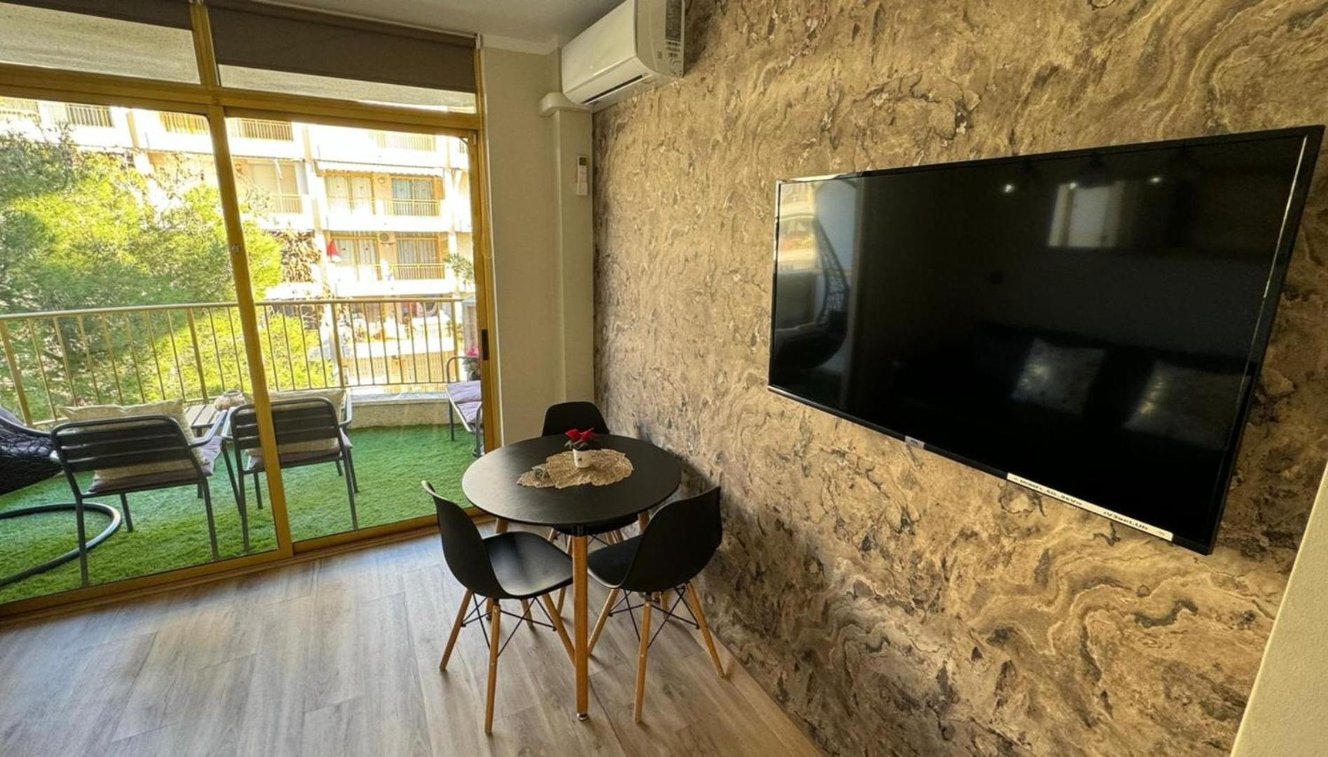 A Estrenar Preciosos Apartamentos Aparthotel Inter2, New Apartments Ln Aparthotel 12 Months Open! Self Check In! Reserva Garaje! 萨洛 外观 照片